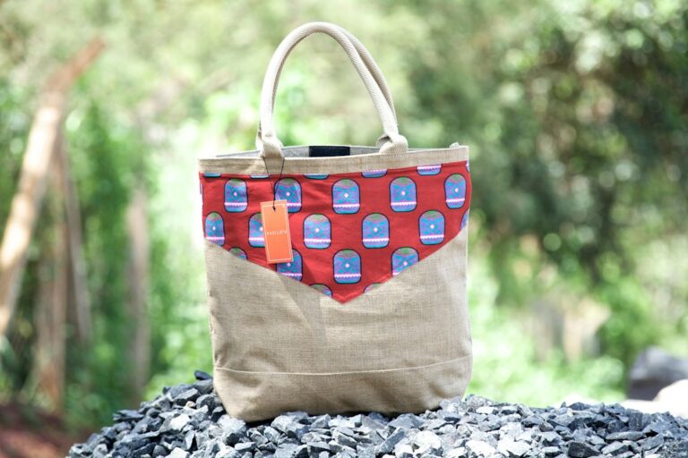 Your Go-To Guide for Choosing the Perfect Foldable Bag